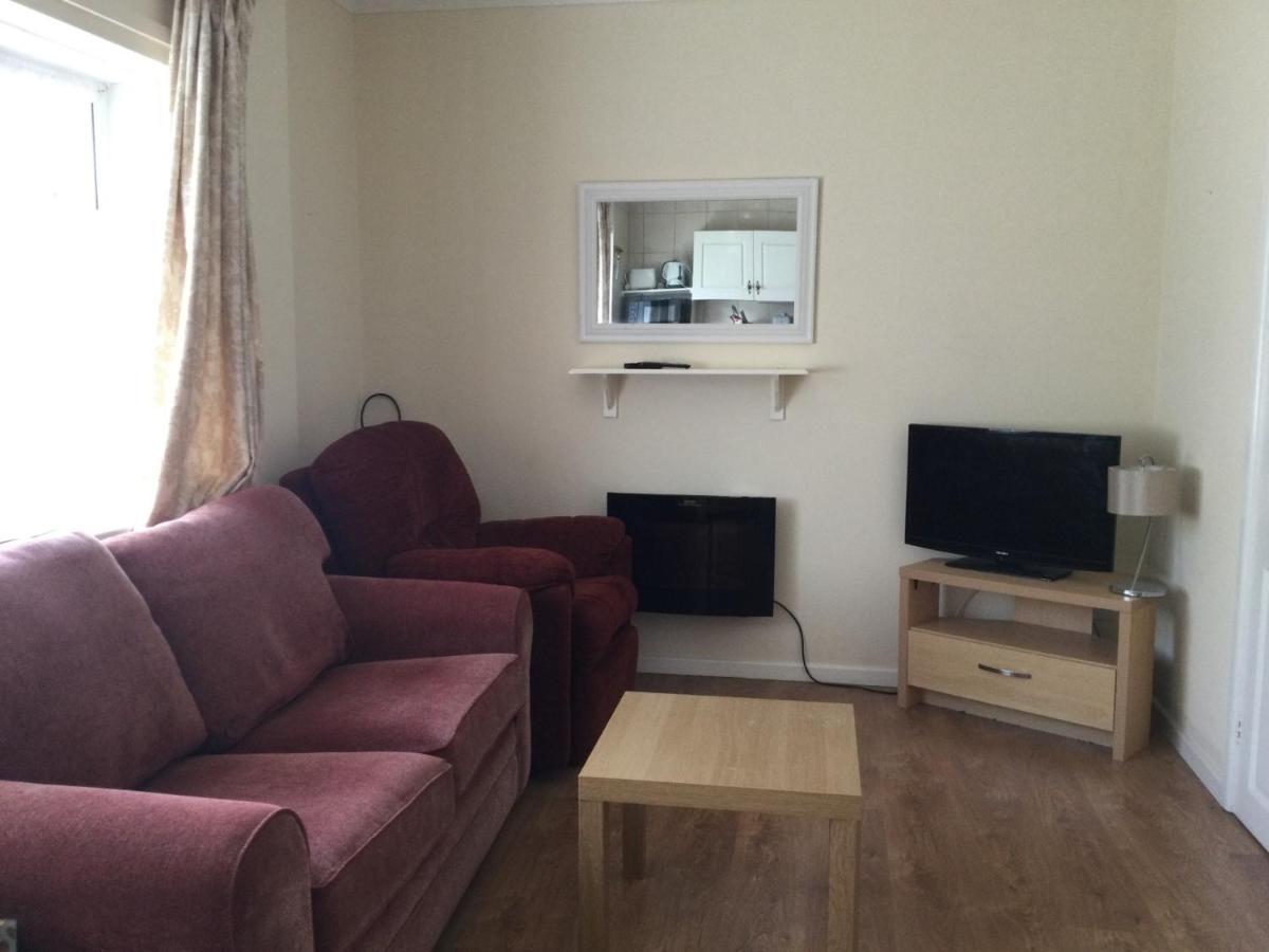 Hillview Apartment บรีน ภายนอก รูปภาพ
