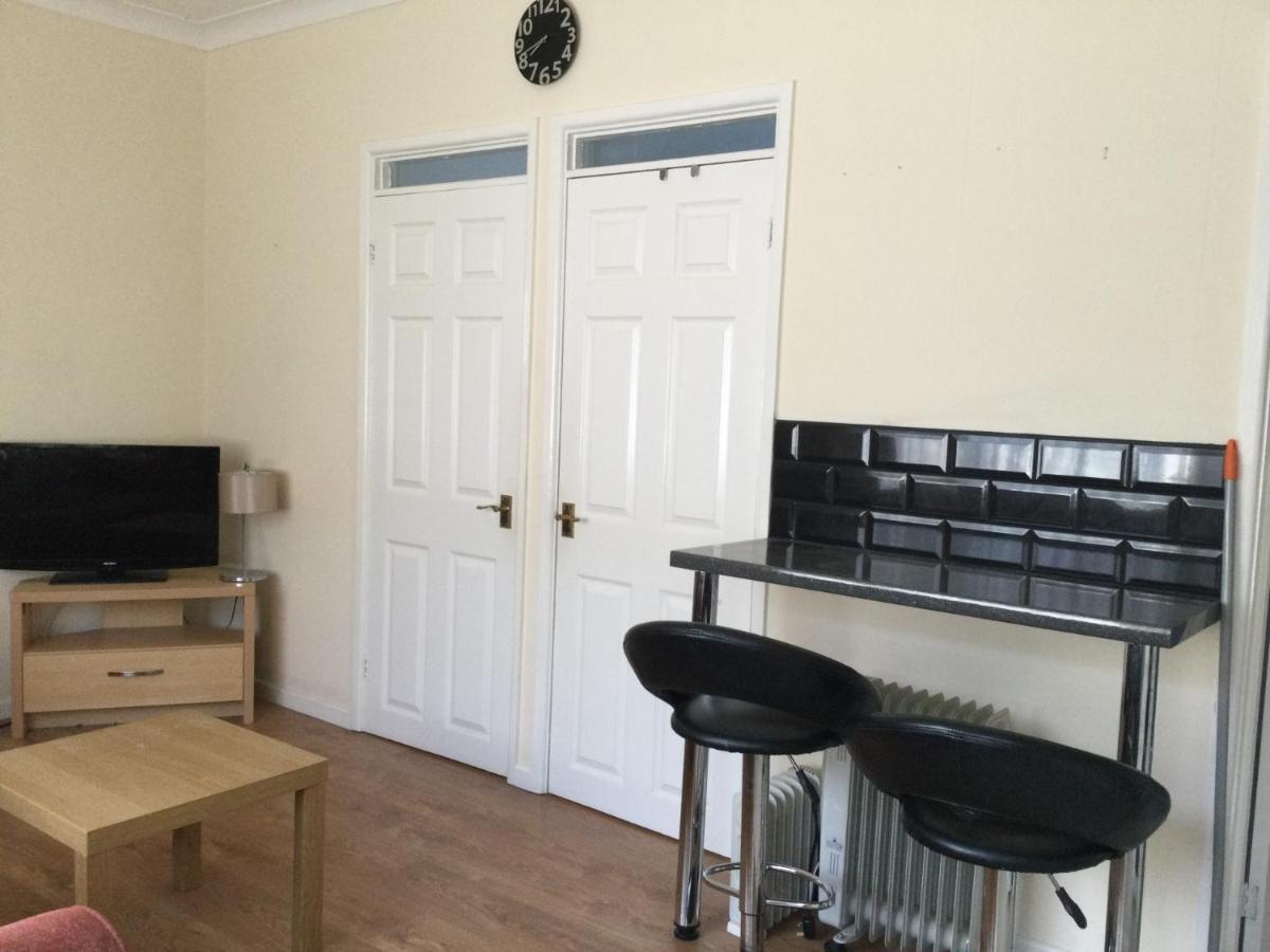 Hillview Apartment บรีน ภายนอก รูปภาพ